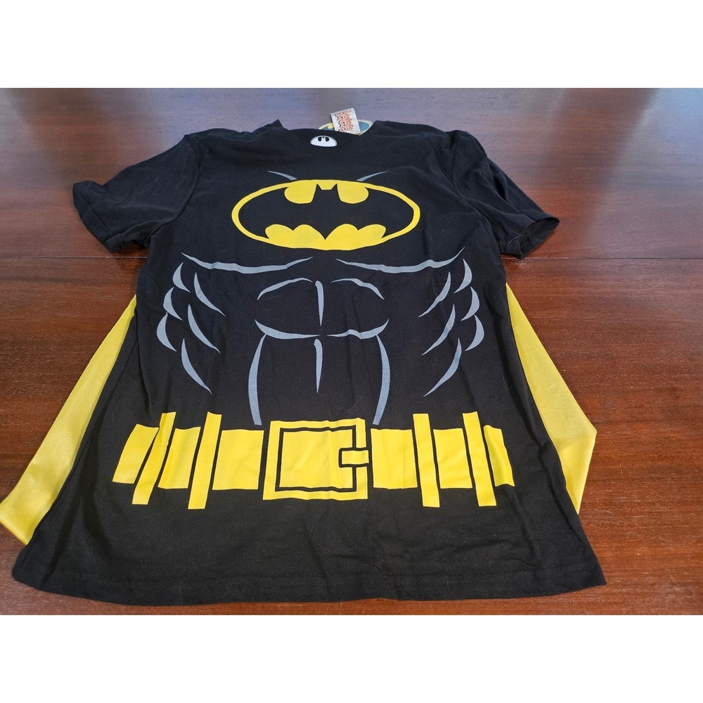 Bioworld Batman Graphic T-Shirt Mens Large Black Yellow Cape Costume Tee